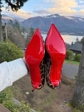 CL patent leather leopard heels - Size 11